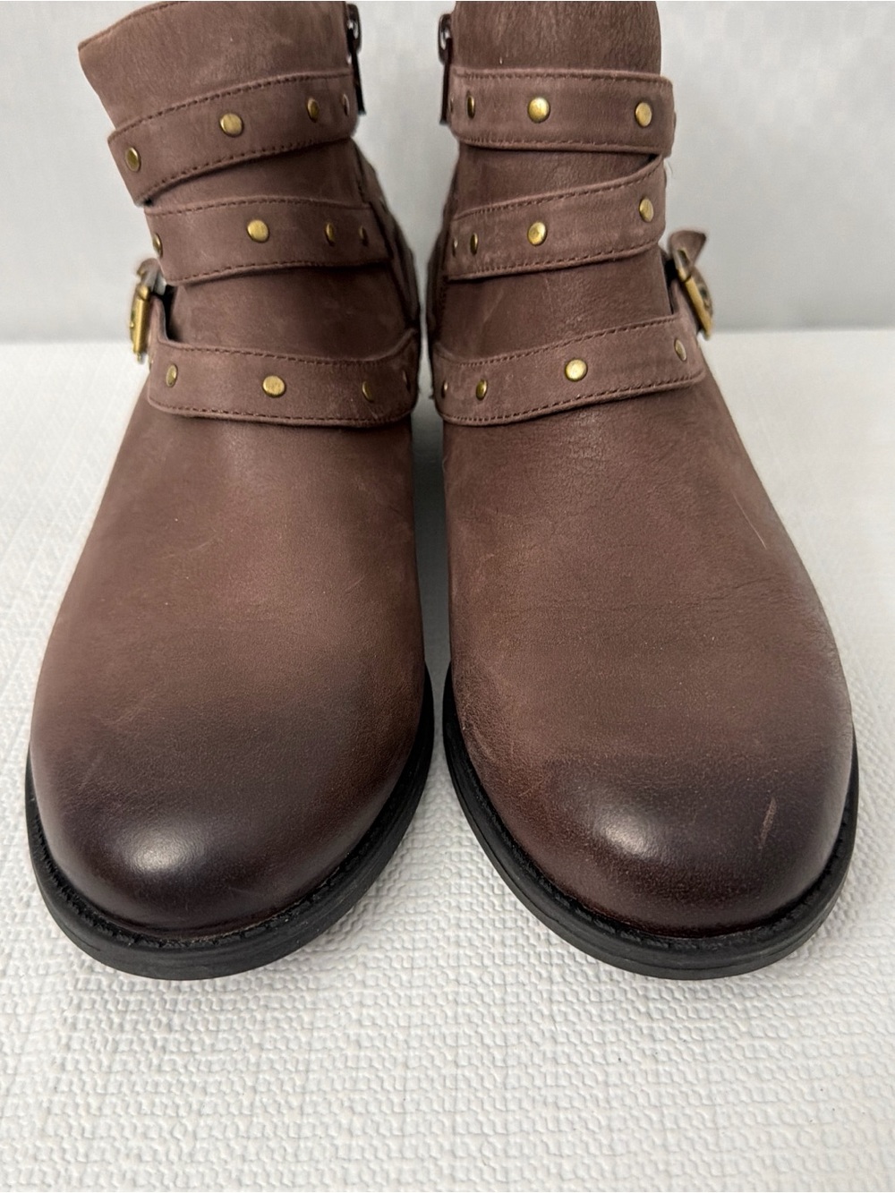 Vionic Country Lona Strappy Studded Leather Orthopedic Booties Ankle Boots 7.5 - Picture 4 of 11